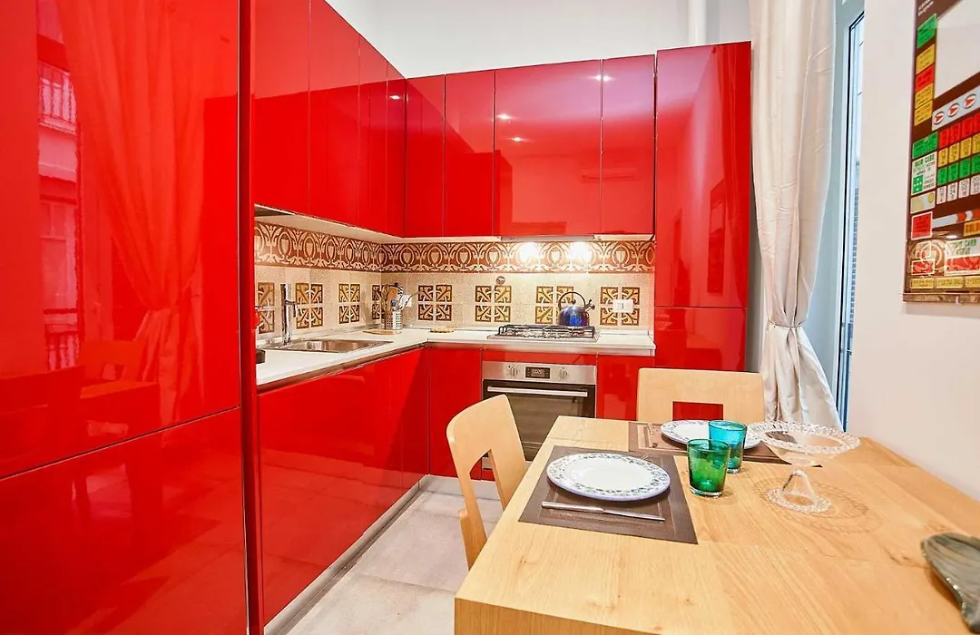 Kmc Suites - Red-1